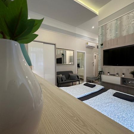Revay 20 Suites By Corall Budapest Ngoại thất bức ảnh