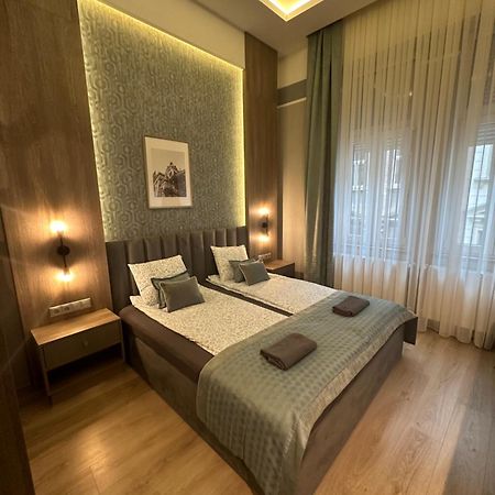 Revay 20 Suites By Corall Budapest Ngoại thất bức ảnh