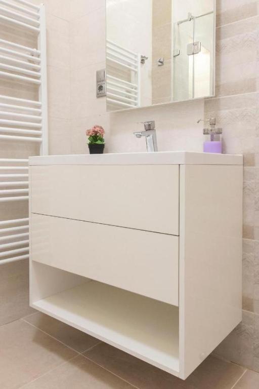 Revay 20 Suites By Corall Budapest Ngoại thất bức ảnh