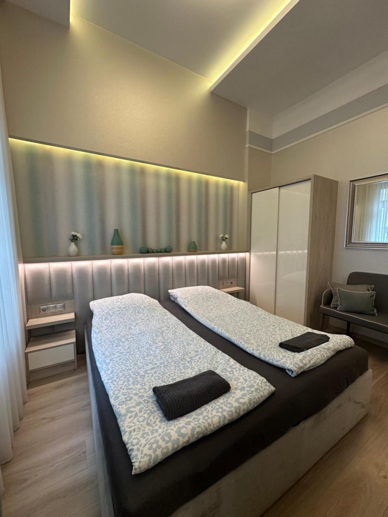 Revay 20 Suites By Corall Budapest Ngoại thất bức ảnh