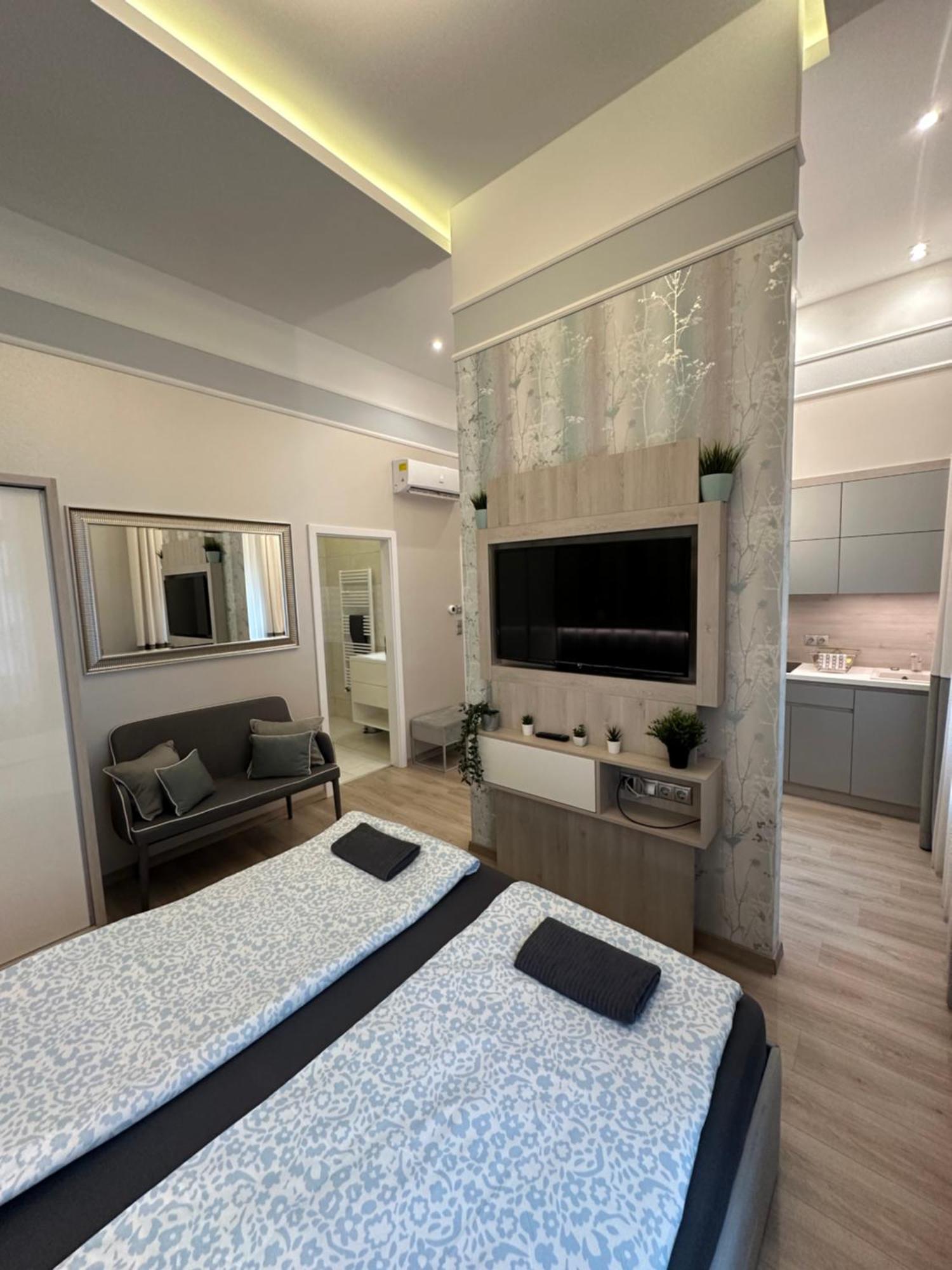 Revay 20 Suites By Corall Budapest Ngoại thất bức ảnh