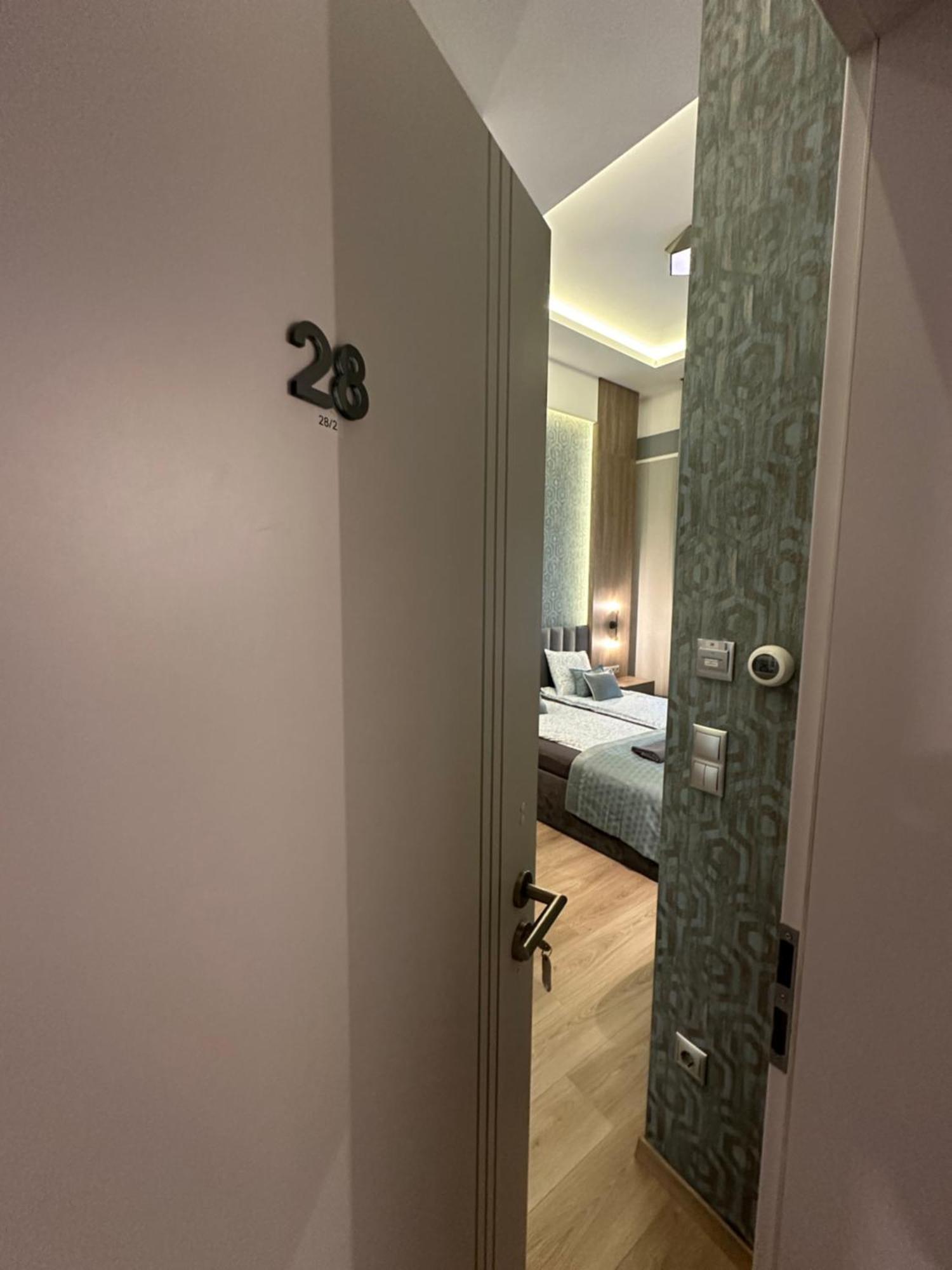 Revay 20 Suites By Corall Budapest Ngoại thất bức ảnh