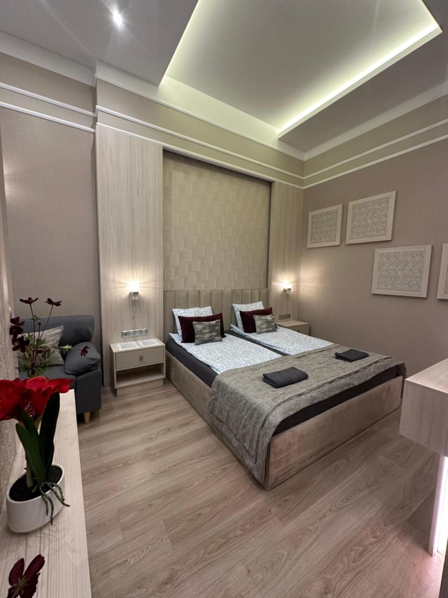 Revay 20 Suites By Corall Budapest Ngoại thất bức ảnh